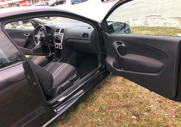 Volkswagen Polo cena 18500 przebieg: 93560, rok produkcji 2012 z Wieruszów małe 529